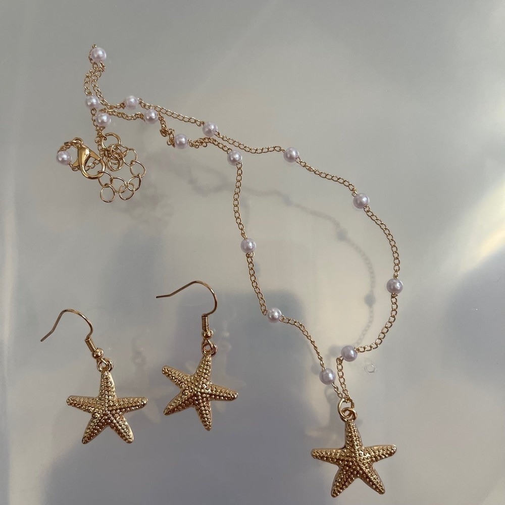 NEW Starfish set earring & necklace